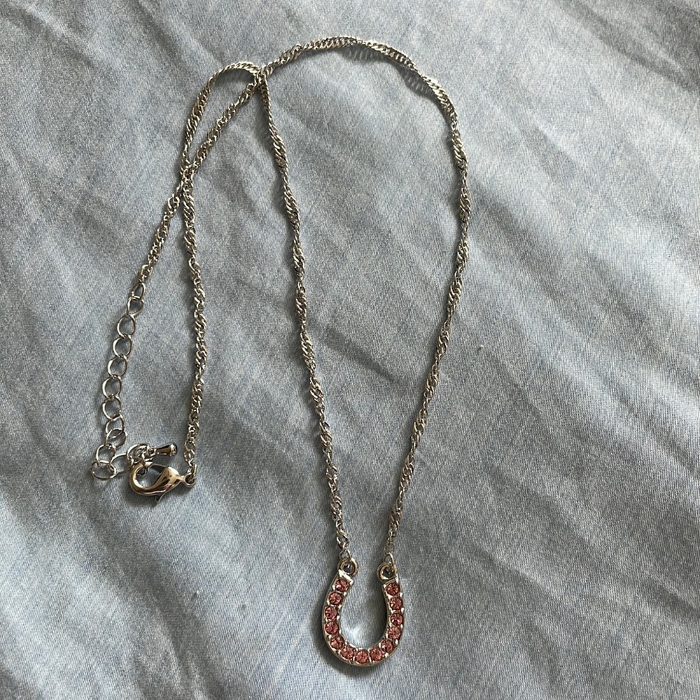 Horseshoe Necklace